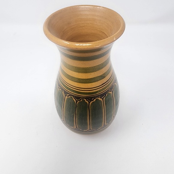 Vintage Vase Hand-Made in North Cyprus‎ Brown and Green 6" Signed - Picture 2 of 4